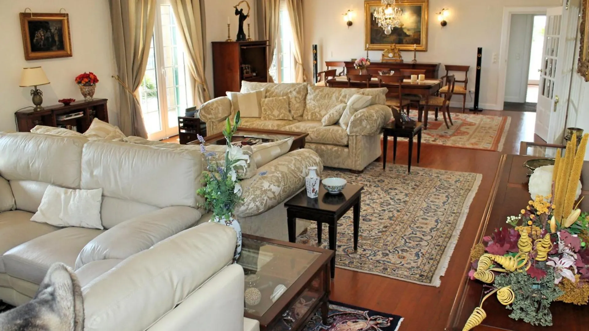 Magnificent Funchal Villa Villa Luzia 5 Bedrooms Sea City Views Pool Table