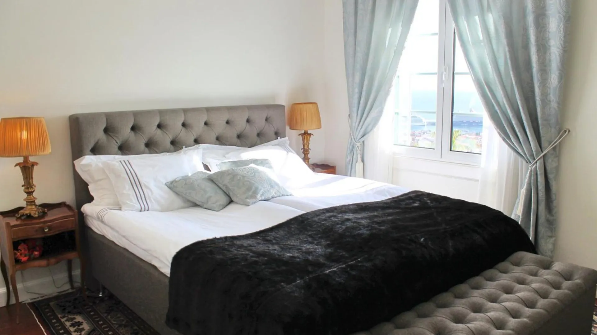 Magnificent Funchal Villa Villa Luzia 5 Bedrooms Sea City Views Pool Table
