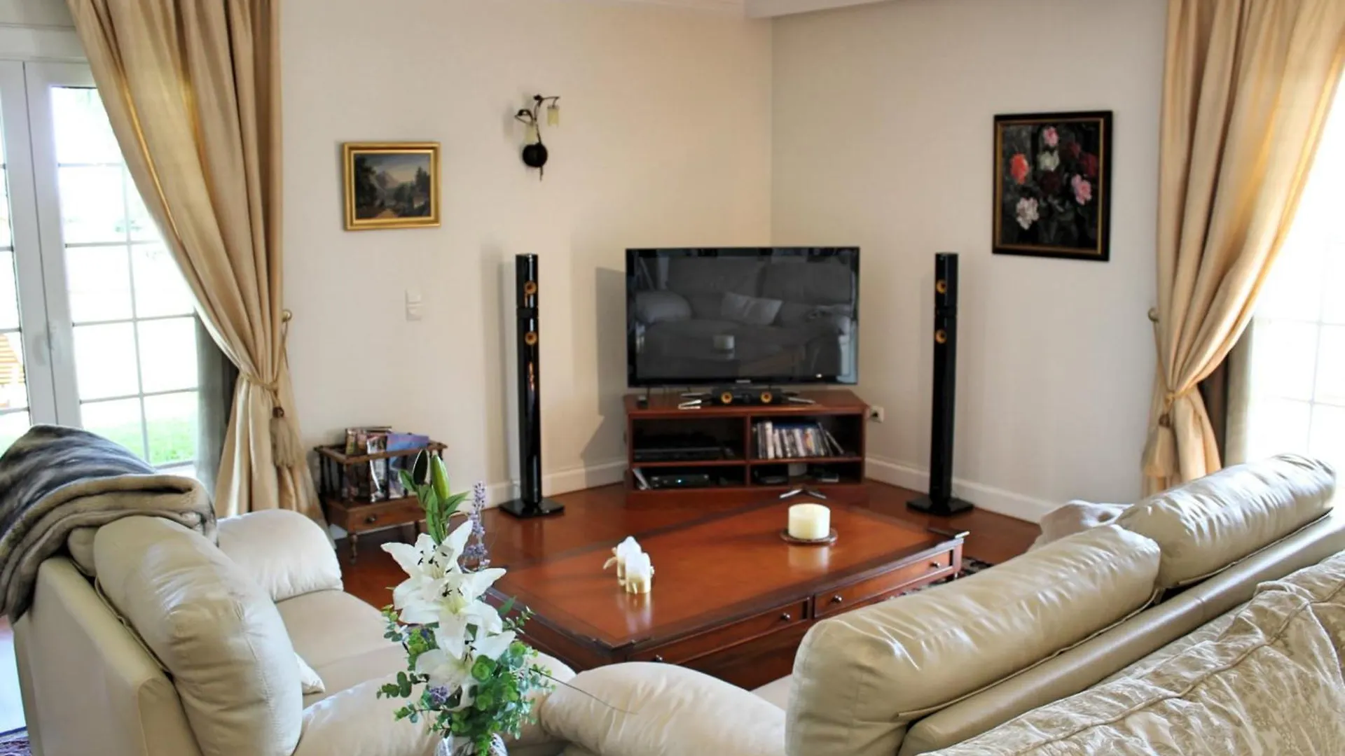 Magnificent Funchal Villa Villa Luzia 5 Bedrooms Sea City Views Pool Table